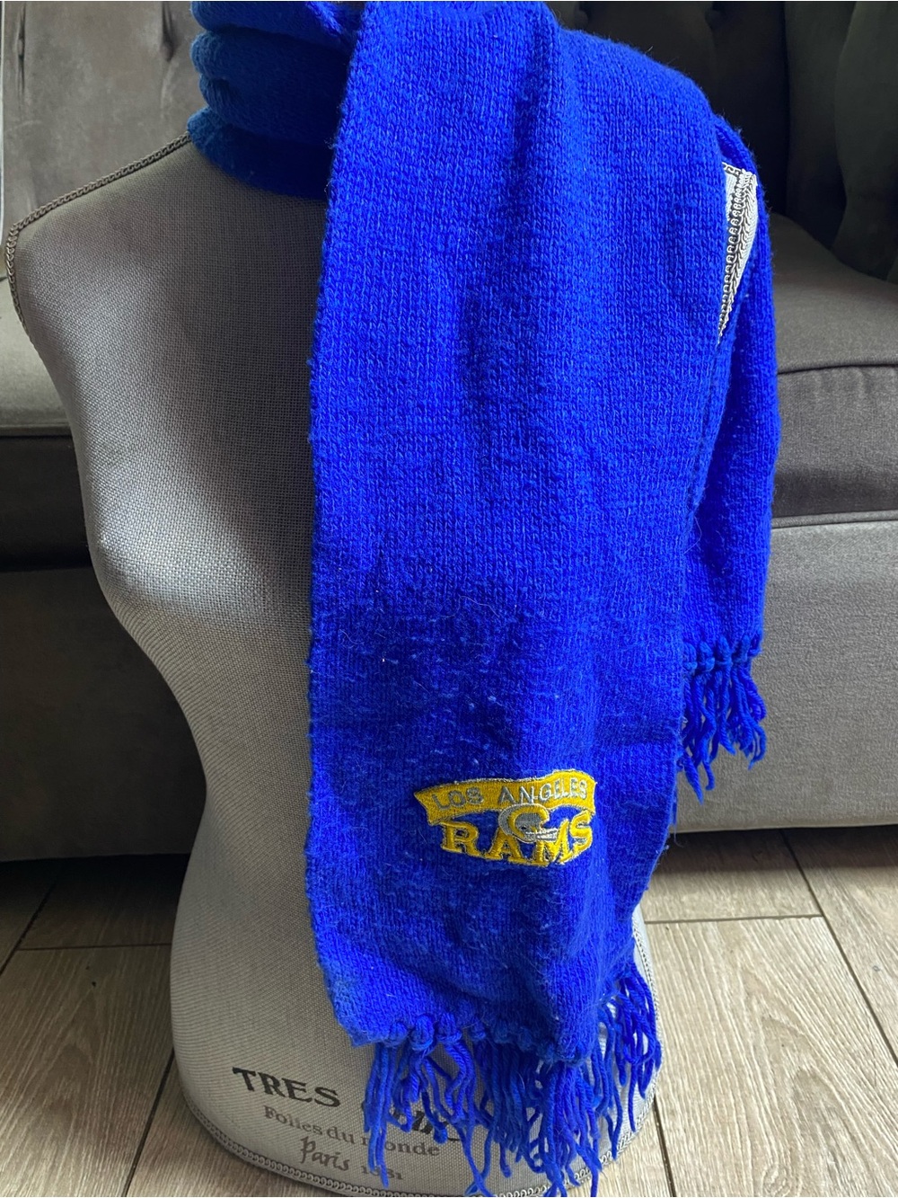 Vintage Los Angeles Rams Knit Scarf Embroidered Logo Fringe Royal Blue Yellow LA